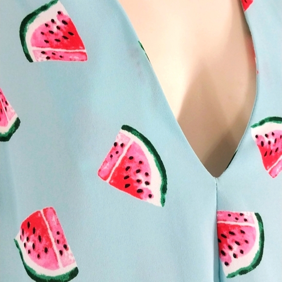 Everly Top Sleeveless Watermelon Design Sz M - Picture 3 of 5